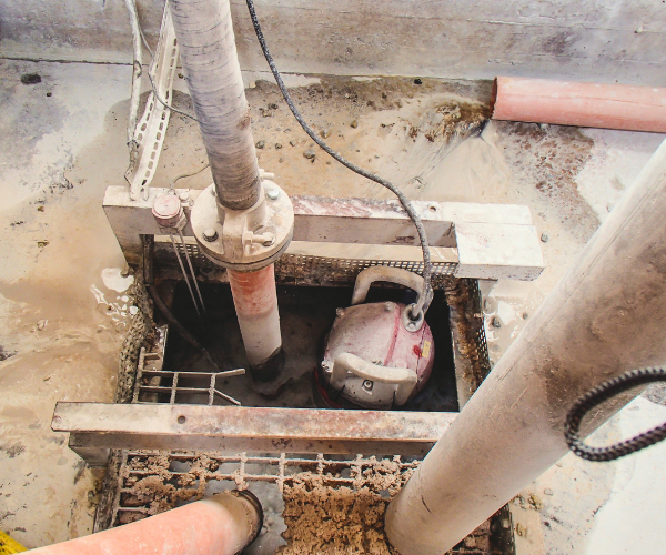 Submersible pump
